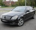 Черный Мерседес Ц-Класс, объемом двигателя 1.8 л и пробегом 180 тыс. км за 9800 $, фото 1 на Automoto.ua