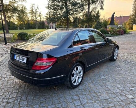 Чорний Мерседес Ц-Клас, об'ємом двигуна 1.8 л та пробігом 247 тис. км за 2500 $, фото 3 на Automoto.ua