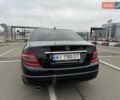 Черный Мерседес Ц-Класс, объемом двигателя 2.14 л и пробегом 362 тыс. км за 8100 $, фото 9 на Automoto.ua