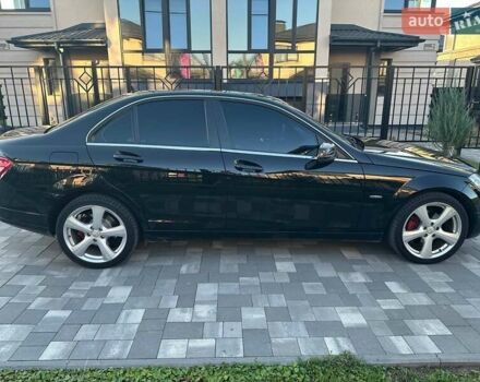 Чорний Мерседес Ц-Клас, об'ємом двигуна 1.8 л та пробігом 270 тис. км за 8900 $, фото 5 на Automoto.ua
