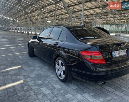Чорний Мерседес Ц-Клас, об'ємом двигуна 3 л та пробігом 300 тис. км за 9100 $, фото 8 на Automoto.ua