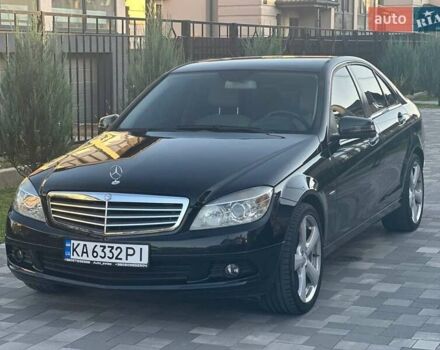 Чорний Мерседес Ц-Клас, об'ємом двигуна 1.8 л та пробігом 270 тис. км за 8900 $, фото 7 на Automoto.ua