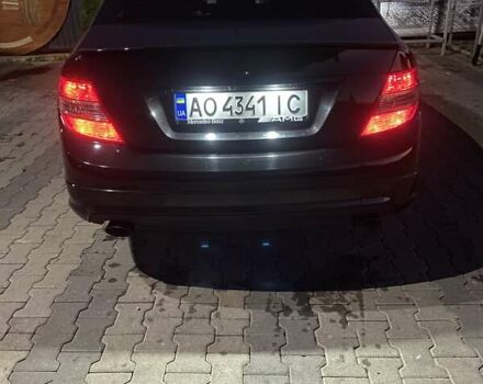 Черный Мерседес Ц-Класс, объемом двигателя 3 л и пробегом 222 тыс. км за 13200 $, фото 8 на Automoto.ua