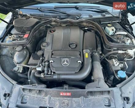 Чорний Мерседес Ц-Клас, об'ємом двигуна 1.8 л та пробігом 270 тис. км за 8900 $, фото 18 на Automoto.ua