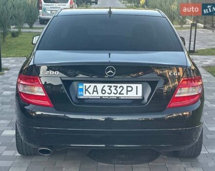 Чорний Мерседес Ц-Клас, об'ємом двигуна 1.8 л та пробігом 270 тис. км за 8900 $, фото 3 на Automoto.ua