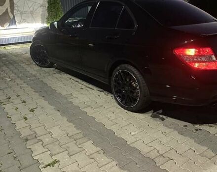 Черный Мерседес Ц-Класс, объемом двигателя 3 л и пробегом 222 тыс. км за 13200 $, фото 12 на Automoto.ua