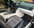 Черный Мерседес Ц-Класс, объемом двигателя 2.2 л и пробегом 250 тыс. км за 10700 $, фото 5 на Automoto.ua