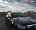 Чорний Мерседес Ц-Клас, об'ємом двигуна 2.2 л та пробігом 323 тис. км за 10500 $, фото 1 на Automoto.ua