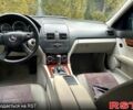 Черный Мерседес Ц-Класс, объемом двигателя 2.1 л и пробегом 215 тыс. км за 9500 $, фото 7 на Automoto.ua