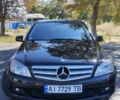 Чорний Мерседес Ц-Клас, об'ємом двигуна 1.8 л та пробігом 126 тис. км за 12000 $, фото 1 на Automoto.ua