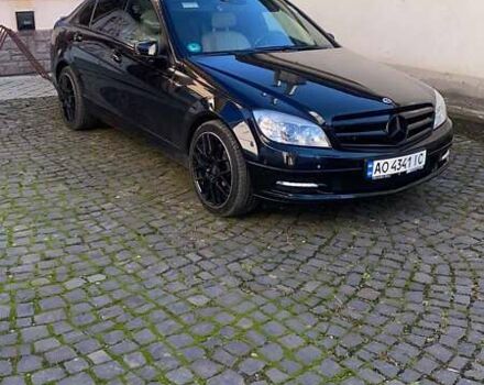 Черный Мерседес Ц-Класс, объемом двигателя 3 л и пробегом 222 тыс. км за 13200 $, фото 1 на Automoto.ua