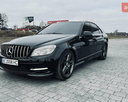 Черный Мерседес Ц-Класс, объемом двигателя 3 л и пробегом 172 тыс. км за 10800 $, фото 1 на Automoto.ua