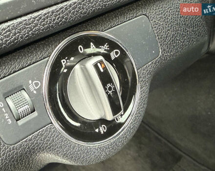 Чорний Мерседес Ц-Клас, об'ємом двигуна 1.8 л та пробігом 217 тис. км за 10850 $, фото 24 на Automoto.ua