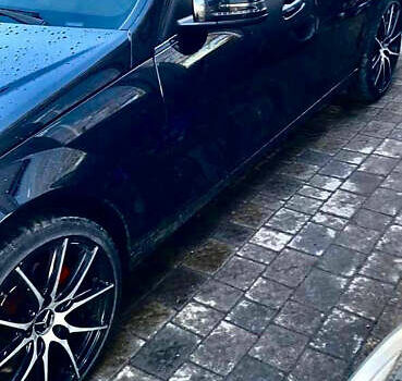 Чорний Мерседес Ц-Клас, об'ємом двигуна 3 л та пробігом 300 тис. км за 9100 $, фото 18 на Automoto.ua