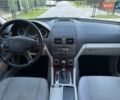 Чорний Мерседес Ц-Клас, об'ємом двигуна 1.8 л та пробігом 270 тис. км за 8900 $, фото 11 на Automoto.ua