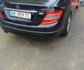 Чорний Мерседес Ц-Клас, об'ємом двигуна 2.1 л та пробігом 227 тис. км за 9000 $, фото 1 на Automoto.ua