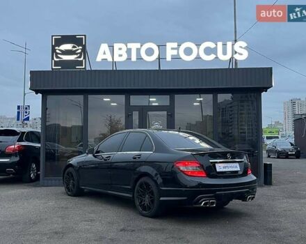 Черный Мерседес Ц-Класс, объемом двигателя 1.8 л и пробегом 256 тыс. км за 8990 $, фото 7 на Automoto.ua