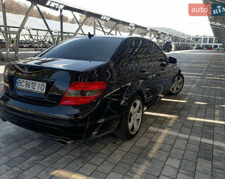 Чорний Мерседес Ц-Клас, об'ємом двигуна 3 л та пробігом 300 тис. км за 9100 $, фото 7 на Automoto.ua
