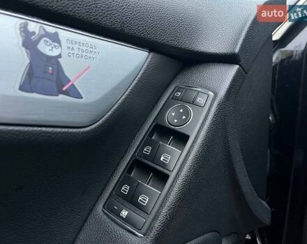 Черный Мерседес Ц-Класс, объемом двигателя 1.8 л и пробегом 256 тыс. км за 8990 $, фото 15 на Automoto.ua