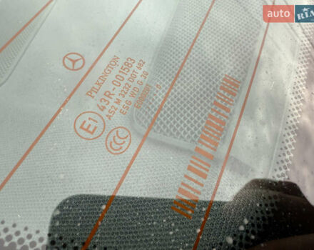 Чорний Мерседес Ц-Клас, об'ємом двигуна 1.8 л та пробігом 217 тис. км за 10850 $, фото 35 на Automoto.ua