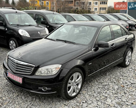 Чорний Мерседес Ц-Клас, об'ємом двигуна 1.8 л та пробігом 217 тис. км за 10850 $, фото 1 на Automoto.ua