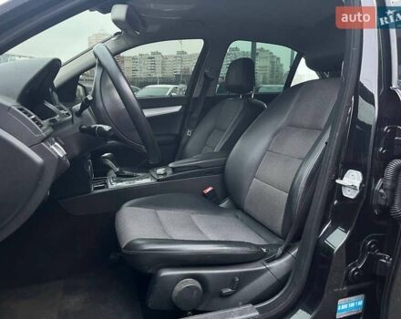 Черный Мерседес Ц-Класс, объемом двигателя 1.8 л и пробегом 256 тыс. км за 8990 $, фото 8 на Automoto.ua