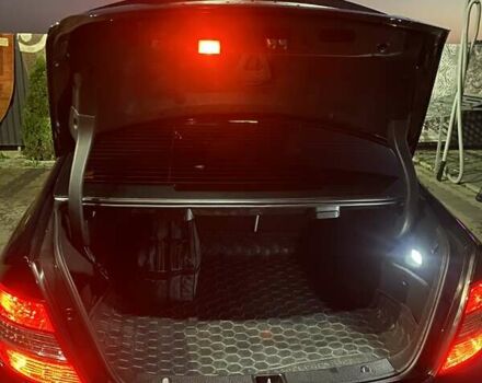 Черный Мерседес Ц-Класс, объемом двигателя 3 л и пробегом 222 тыс. км за 13200 $, фото 9 на Automoto.ua