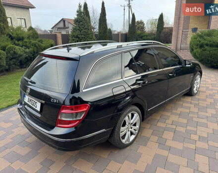 Чорний Мерседес Ц-Клас, об'ємом двигуна 2.14 л та пробігом 349 тис. км за 9950 $, фото 4 на Automoto.ua