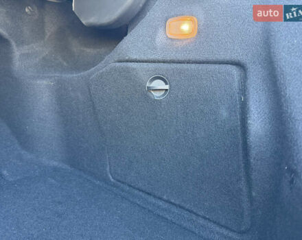 Мерседес Ц-Класс 2011 в Киеве на Automoto.ua Черный Мерседес Ц-Класс, объемом двигателя 1.8 л и пробегом 147 тыс. км за 12000 $, фото 23 на Automoto.ua