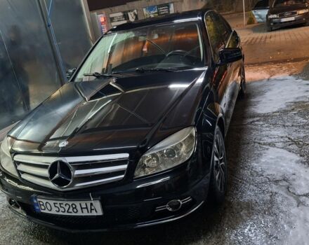 Чорний Мерседес Ц-Клас, об'ємом двигуна 1.8 л та пробігом 180 тис. км за 10500 $, фото 1 на Automoto.ua