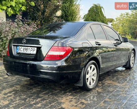 Мерседес Ц-Класс 2011 в Львове на Automoto.ua Черный Мерседес Ц-Класс, объемом двигателя 1.8 л и пробегом 129 тыс. км за 10800 $, фото 4 на Automoto.ua