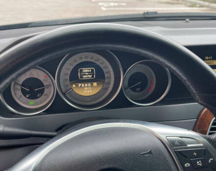 Черный Мерседес Ц-Класс, объемом двигателя 3 л и пробегом 105 тыс. км за 12000 $, фото 50 на Automoto.ua