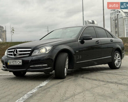 Черный Мерседес Ц-Класс, объемом двигателя 1.8 л и пробегом 147 тыс. км за 11950 $, фото 11 на Automoto.ua