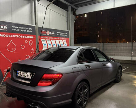 Черный Мерседес Ц-Класс, объемом двигателя 3 л и пробегом 314 тыс. км за 10500 $, фото 2 на Automoto.ua