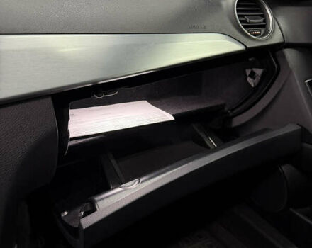 Черный Мерседес Ц-Класс, объемом двигателя 3 л и пробегом 314 тыс. км за 10500 $, фото 9 на Automoto.ua