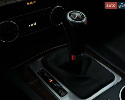 Чорний Мерседес Ц-Клас, об'ємом двигуна 1.8 л та пробігом 176 тис. км за 11999 $, фото 14 на Automoto.ua