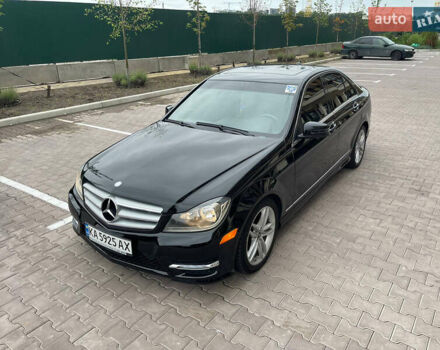 Черный Мерседес Ц-Класс, объемом двигателя 3 л и пробегом 105 тыс. км за 12000 $, фото 27 на Automoto.ua