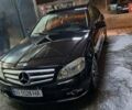 Чорний Мерседес Ц-Клас, об'ємом двигуна 1.8 л та пробігом 180 тис. км за 10500 $, фото 1 на Automoto.ua