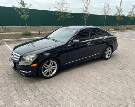 Черный Мерседес Ц-Класс, объемом двигателя 3 л и пробегом 105 тыс. км за 13400 $, фото 3 на Automoto.ua