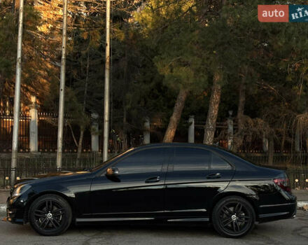 Чорний Мерседес Ц-Клас, об'ємом двигуна 1.8 л та пробігом 176 тис. км за 11999 $, фото 3 на Automoto.ua