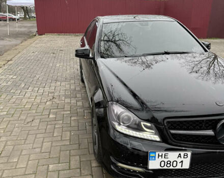 Чорний Мерседес Ц-Клас, об'ємом двигуна 1.8 л та пробігом 163 тис. км за 12599 $, фото 3 на Automoto.ua