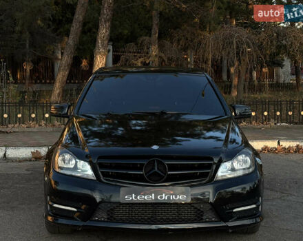 Чорний Мерседес Ц-Клас, об'ємом двигуна 1.8 л та пробігом 176 тис. км за 11999 $, фото 6 на Automoto.ua