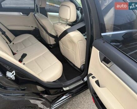 Черный Мерседес Ц-Класс, объемом двигателя 1.8 л и пробегом 59 тыс. км за 14500 $, фото 18 на Automoto.ua