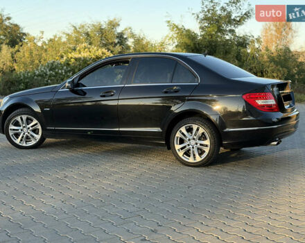 Мерседес Ц-Класс 2011 в Киеве на Automoto.ua Черный Мерседес Ц-Класс, объемом двигателя 1.8 л и пробегом 147 тыс. км за 12000 $, фото 6 на Automoto.ua