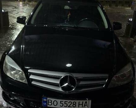 Чорний Мерседес Ц-Клас, об'ємом двигуна 1.8 л та пробігом 180 тис. км за 10500 $, фото 4 на Automoto.ua