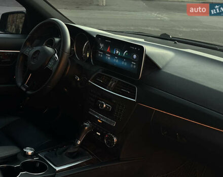 Чорний Мерседес Ц-Клас, об'ємом двигуна 1.8 л та пробігом 176 тис. км за 11999 $, фото 20 на Automoto.ua