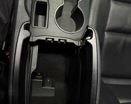 Черный Мерседес Ц-Класс, объемом двигателя 3 л и пробегом 314 тыс. км за 10500 $, фото 10 на Automoto.ua