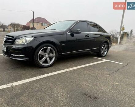 Черный Мерседес Ц-Класс, объемом двигателя 1.8 л и пробегом 59 тыс. км за 14500 $, фото 6 на Automoto.ua