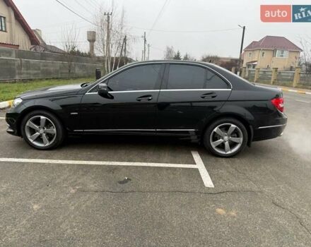 Черный Мерседес Ц-Класс, объемом двигателя 1.8 л и пробегом 59 тыс. км за 14500 $, фото 8 на Automoto.ua