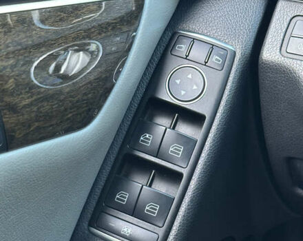 Мерседес Ц-Класс 2011 в Львове на Automoto.ua Черный Мерседес Ц-Класс, объемом двигателя 1.8 л и пробегом 129 тыс. км за 10800 $, фото 17 на Automoto.ua